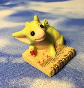 Retired Real Musgrave Pocket Dragons " Counting The Days” Figurine 02900 Rguc