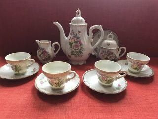 Vintage Royal Crown Japan 1147 Porcelain Tea Set Saucers Cups Creamer Sugar Pot