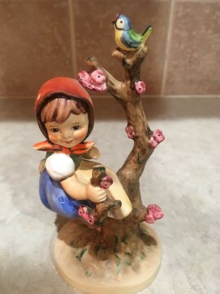 M J Hummel Goebel Figurine Girl In Apple Tree Germany Full Bee 141 3/0