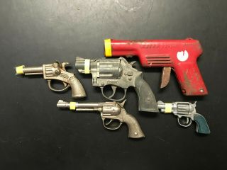 Antique/vintage - Toy Guns - Set Of 5 - Hubley Pet Zee Wyandotte Echo