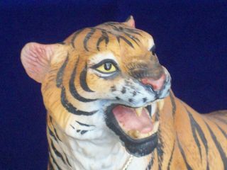 Fabulous Andrea By Sadek Bengal Porcelain Tiger Figurine With Tag