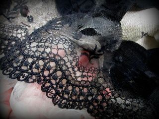 Loveliest Antique Victorian Silk Cotton Bobbin Lace Trim Mourning Ink Black