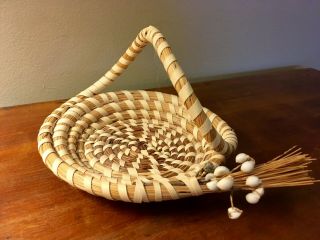 Sweet Charleston South Carolina Sweetgrass Pine Needle Gullah Handmade Basket