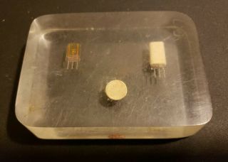 Vintage RCA Transistors Radio Circuits Lucite Paperweight 2
