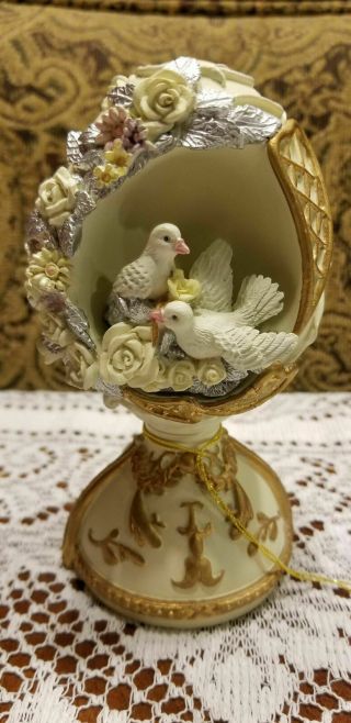 Floral Doves Egg Music Box Plays " I Love You Truly Lefton China Hand Painted 3d