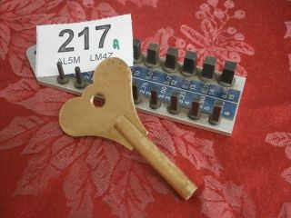 Good Clock Key,  4.  25mm Heart Handle Fusee Wall Mantle Bracket Movement Part 217a