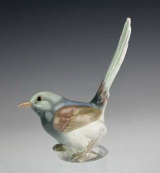 Retired Signed Lladro Spain Bird 1054 Hand Painted Glazed Porcelain Figurine Njw
