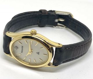 Lovely Vintage Accurist Quartz Watch For Women - Cal.  1L20 5