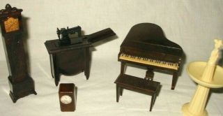 Vintage Dollhouse Furniture Renwal Plasco Ideal Sewing Machine