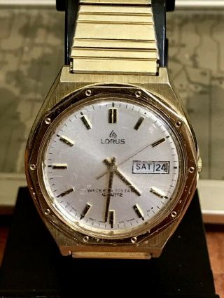 Vintage Lorus Nautical Day Date Mariner Bezel Men’s Chronometer Watch Running