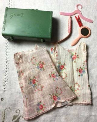 Vintage Vogue Ginny Doll Suitcase With 2 Nightgowns Hanger Mirror Curler 1950s