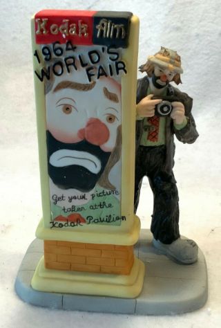 c.  1990s FLAMBRO EMMETT KELLY JR Porcelain Figurine - KODAK 1964 WORLD ' S FAIR 2