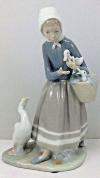 Llardo 4568 Shepherdess Girl With Ducks 1979 Production Retired Marked Excellen