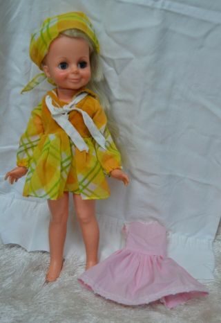 1969 Vintage Ideal Crissy Family Velvet Doll In Glad Plaid