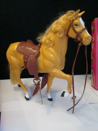 Vintage Mattel Barbie 1980 Dallas Horse 4