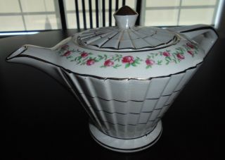Sadler Teapot Cream With Floral Trim