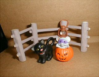 1988 Hallmark Halloween Merry Miniature Jol Pumpkin Mouse 1994 Black Cat Fence