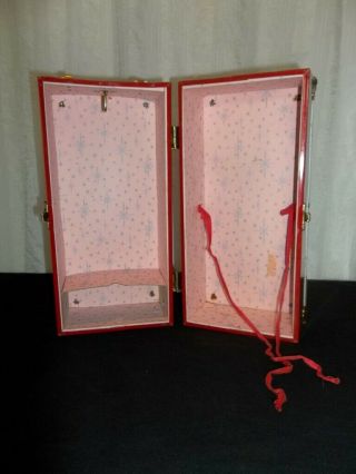Vintage metal red doll trunk from the 60 ' s 3