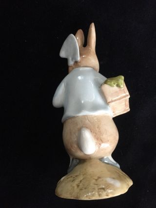 Beatrix Potter Figurine Peter Rabbit Gardening Royal Doulton c 1997 4