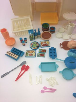 Vintage 1984 BARBIE DREAM KITCHEN with Refrigerator,  and Accessories 3