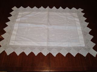 Vintage Linen & Lace Table Cloth 22 " X 31 "