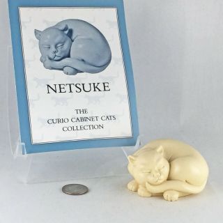 Vintage Netsuke Franklin Curio Cabinet Cat From Estate