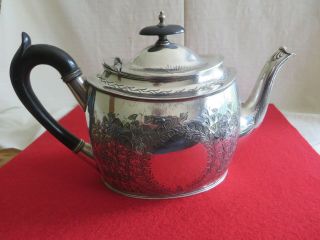 Antique Vintage Walker And Hall Silver Plated Tea Pot