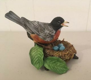 Lenox American Robin Bird Porcelain Figurine Leaf Branch Flower Nest