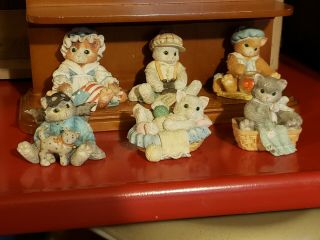 Cat Figurine Set of 10 Calico Kittens Priscilla Hillman Enesco 1994 with shelf 5