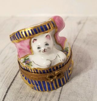 Limoges France Peint Main Cat Trinket Box Hinged