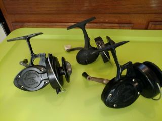 3 Vintage Fishing Reels Spinning 1 Zebco 707 And 2 Great Lakes 77