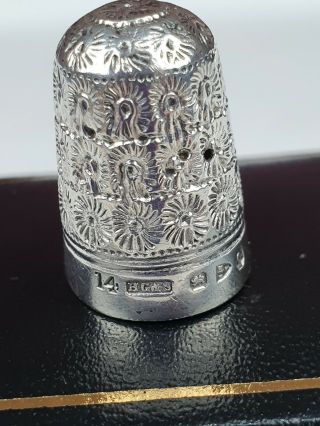 Henry Griffith & Sons Sterling Silver Thimble Chester 1897 5.  36g