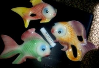 Collectible Wall Figurines Fish Porcelain Set Of 3 Pastel Shades 50s