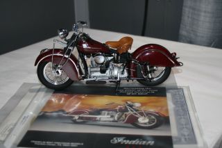 Franklin 1942 Wwii Indian 442 Motorcycle,  Maroon 1:10 Scale