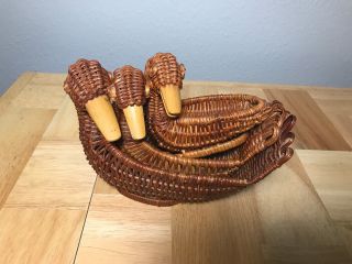 Vintage Set of 3 Nesting Woven Wicker Duck Baskets 2