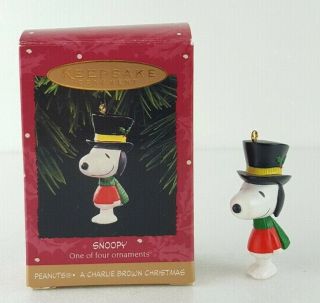 1995 Snoopy - 1 Of 4 In A Charlie Brown Christmas Hallmark Ornament Xmas Gift