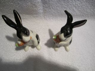 Vintage Fitz & Floyd Bunny Rabbit Eating Carrot Salt and Pepper Shakers 6