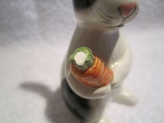 Vintage Fitz & Floyd Bunny Rabbit Eating Carrot Salt and Pepper Shakers 8