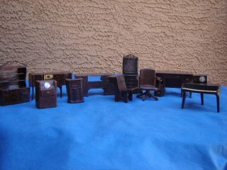 11 Pc Vintage Renwal Plastic Miniatures Dollhouse Furniture Brown Made Usa