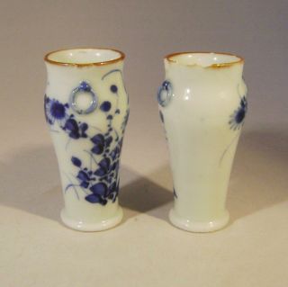 Pair Antique Chinese Blue & White Porcelain Vases: Brown Rims: 9 cm high A/F 2