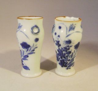 Pair Antique Chinese Blue & White Porcelain Vases: Brown Rims: 9 cm high A/F 4