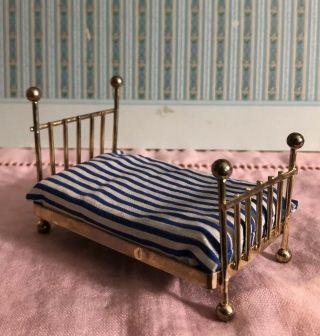 Vtg Miniture Dollhouse Bedroom Furniture Toy Metal Brass Bed Mattress