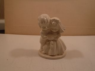 Charming Vintage Bride & Groom Figurine Wedding Cake Topper White/off White