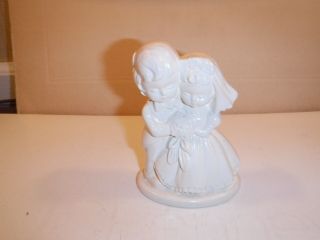 Charming Vintage Bride & Groom Figurine Wedding Cake Topper White/Off White 2