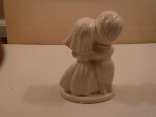 Charming Vintage Bride & Groom Figurine Wedding Cake Topper White/Off White 4