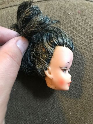 Vintage 1960s BARBIE CLONE DOLL Head Reliable Eegee EG Black And White Hair 2