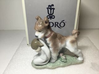 Lladro Collector’s Society 1998 Safe And Sound Dog Gloss Finish Figurine 6556