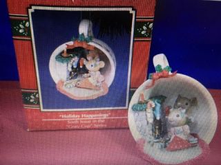 Enesco Holiday Happenings Cozy Cup Series 6 Treasury Of Christmas Ornament