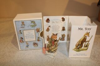 The World Of Beatrix Potter Figurine Mr.  Tod Mouse Book 1998 Resin Nursery Fox