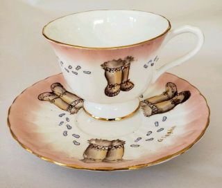 Vintage Bone China Footed Tea Cup And Saucer Clarence England Alaskan Mukluks